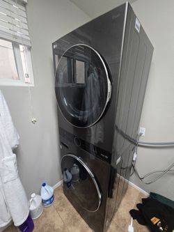 LIKE NEW LG  STACKED WASHER AND DRYER ALL BLUETHOOTH SMART