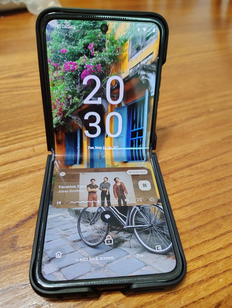 Moto Razr 5G Unlocked 