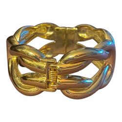 Chunky Bangle Bracelet Gold Tone Magnetic Clasp Closure Bracelet