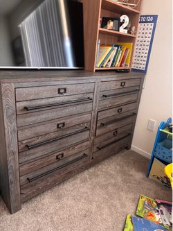 Dresser