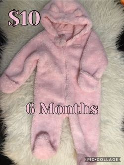 Snowsuit/Sherpa onesie 6 MOs