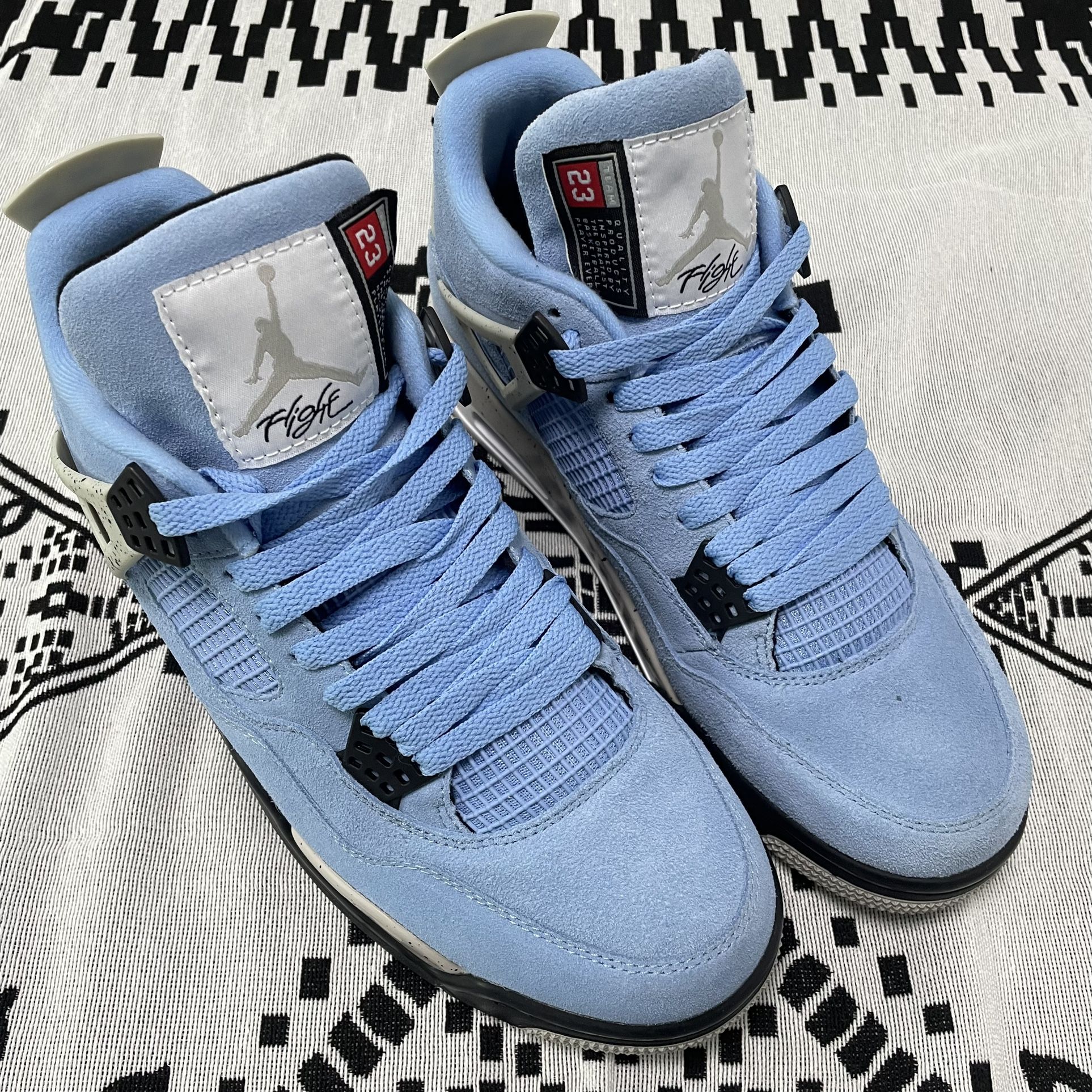 Nike Air Jordan 4 Retro 'University Blue'