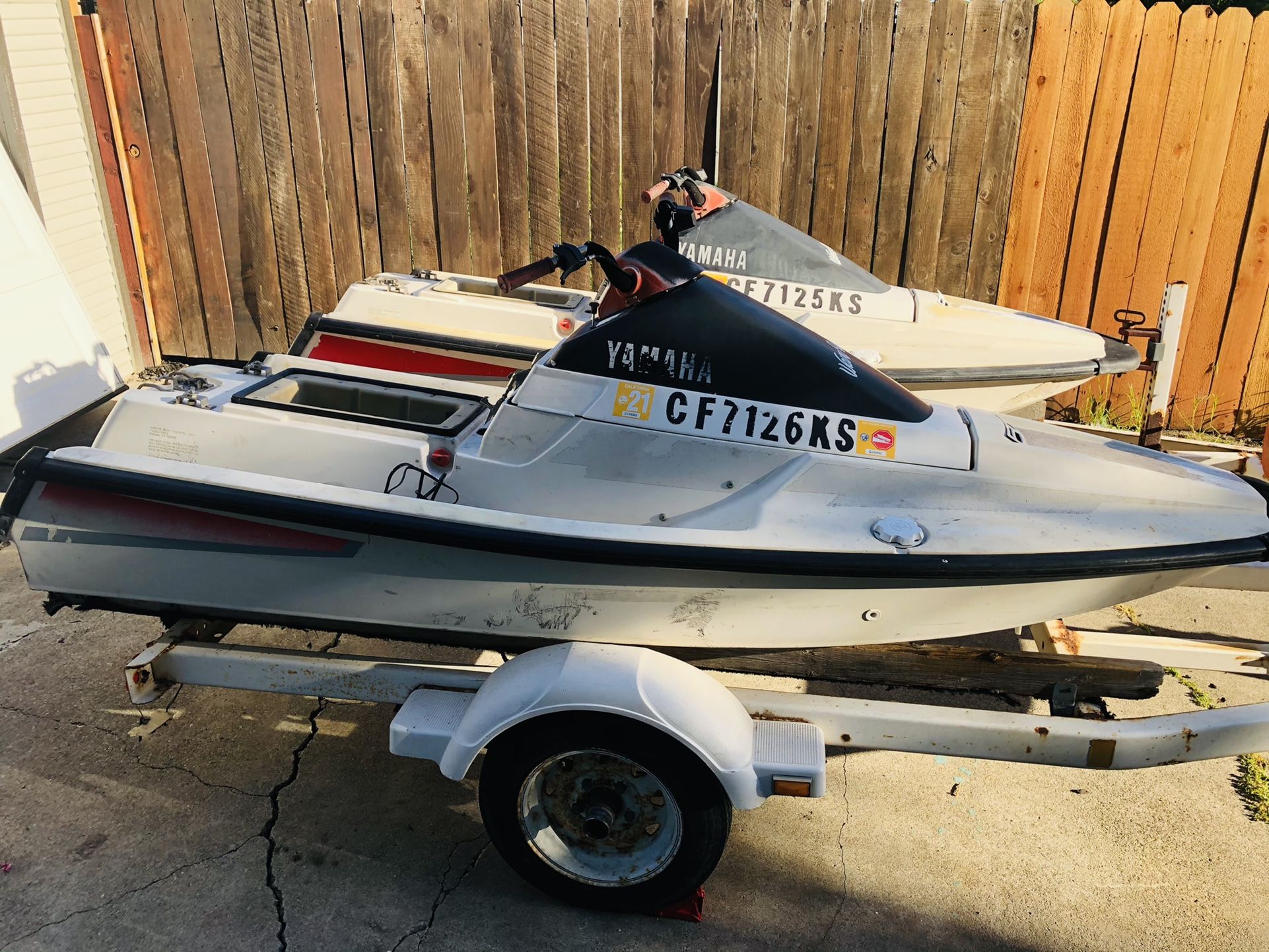 Photo 1990 Yamaha WaveRunner 2 Jetskit With Trailer Ready For The Water