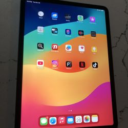 iPad Pro 11” 64GB iOS Version 18.4.1