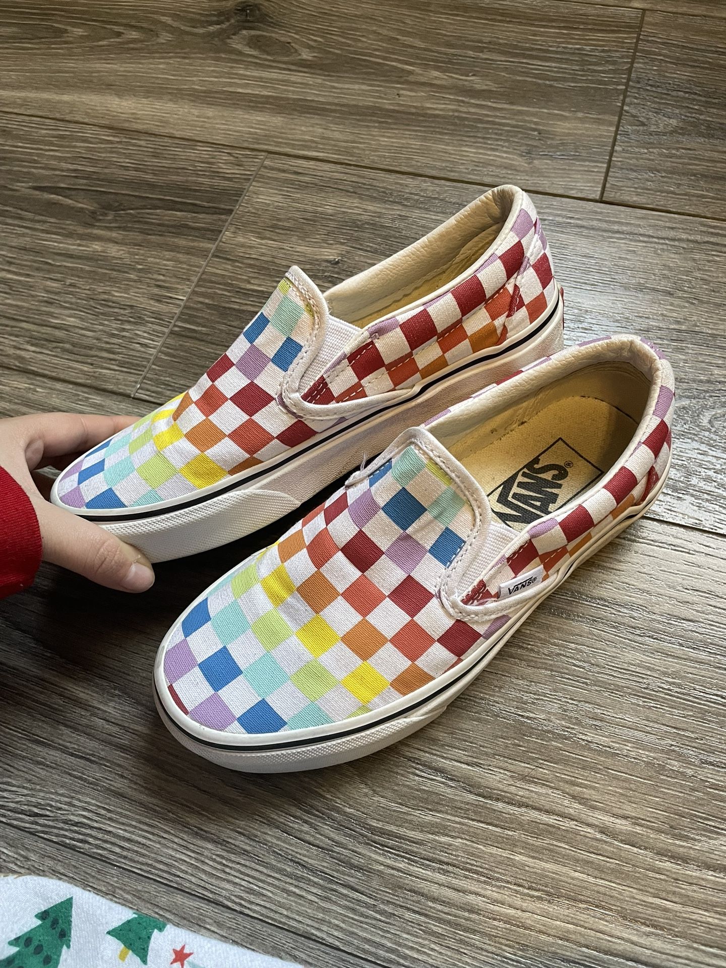 Rainbow Vans Women’s 5.5