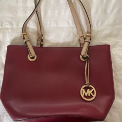 Michael Kors purse