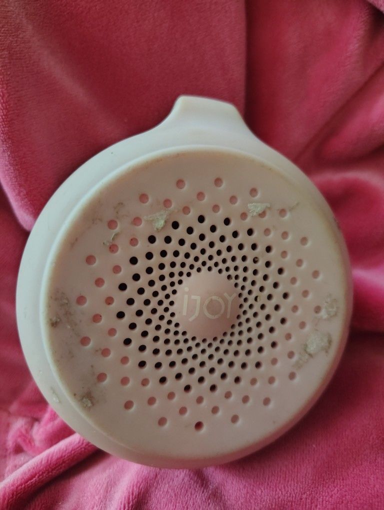 iJoy Beach shower Bomb Ip66 Waterproof Portable Bluetooth Speaker 