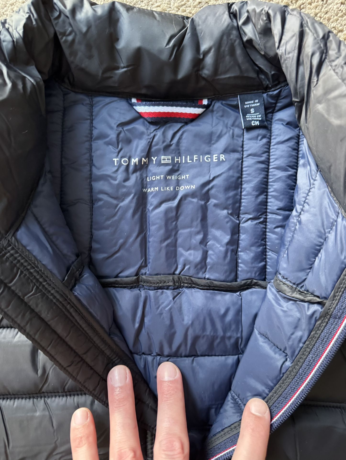 Tommy Hilfiger Men's Legacy Lightweight Packable Puffer Vest