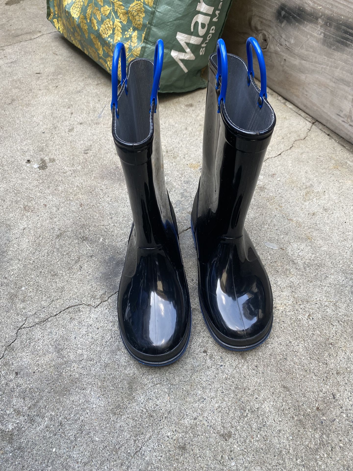 Bocca Kids Black Rain Boots for Boys Sizes 3