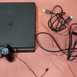 Used PS4 Slim 