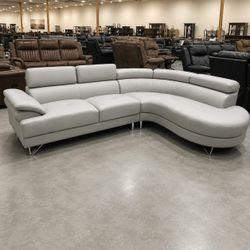 Light gray modern sectional sofa