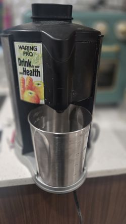Waring Pro Health Juice Extractor Juicer JEX328