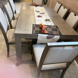 Dining Table With 8 Chairs 