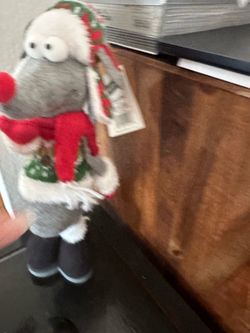 Holiday Standing Mouse