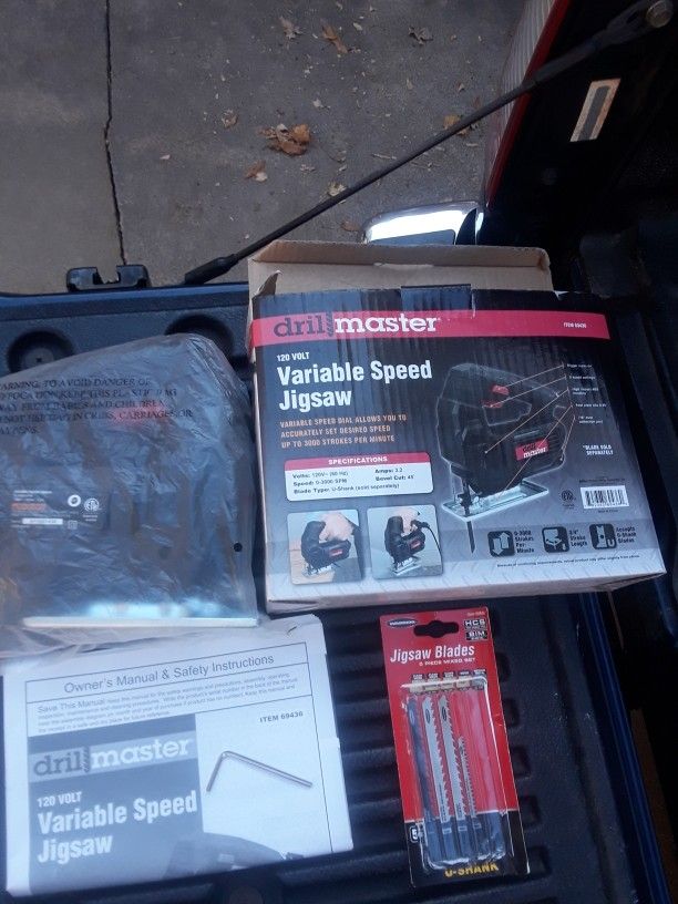 Drill Master Variable Speed Jigsaw