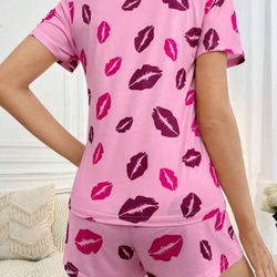 CUTE & COMFY Lip Print Tee & Shorts PJ Set with Eye Patch *NEW*