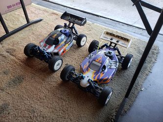 1/8 Scale Nitro Buggies.