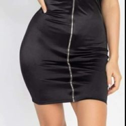 New Women's Dress Available In Size Small Medium And Large 