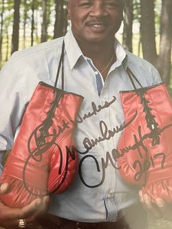 Marvin Hagler Autographed Photo 8x10