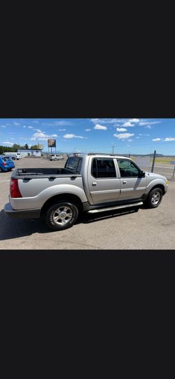 2004 Ford Explorer