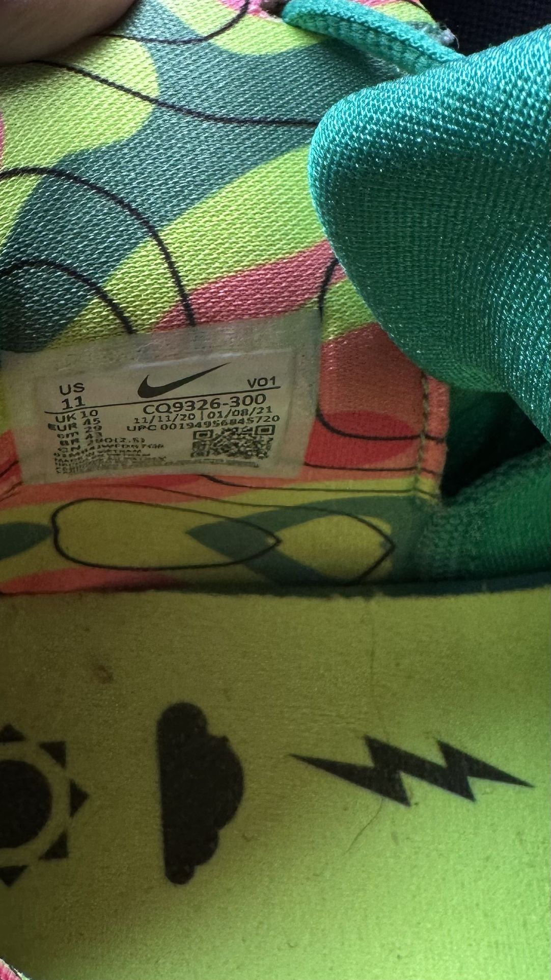 © Authenticity Guarantee Nike Men's Kyrie 7 Ky-D Weatherman Sneakers Green CQ9326-300 Sz 11