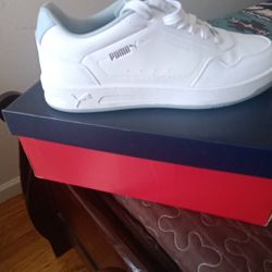 Classic Reebok Leather Running Course