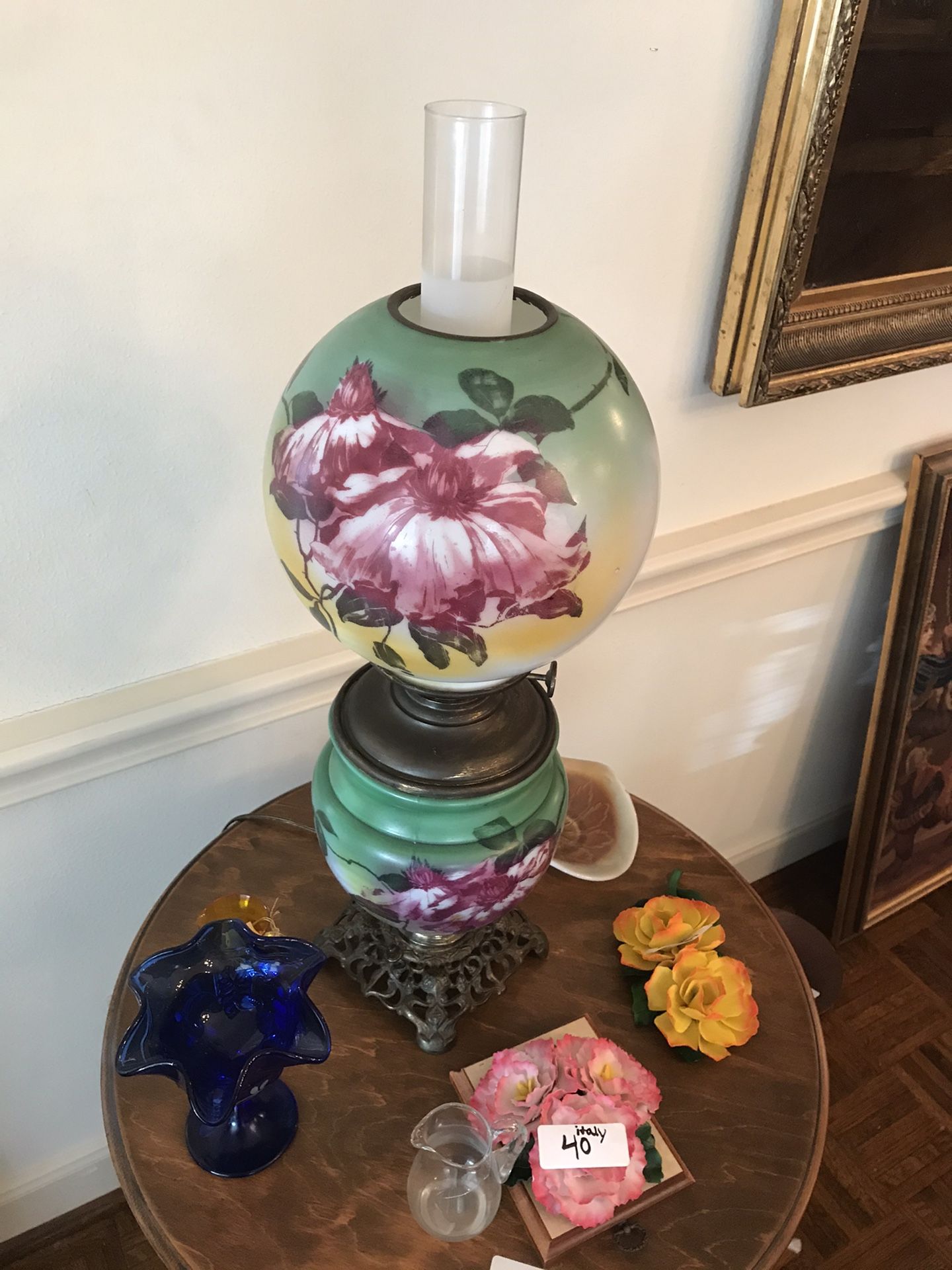 Beautiful Antique Victorian Lamp