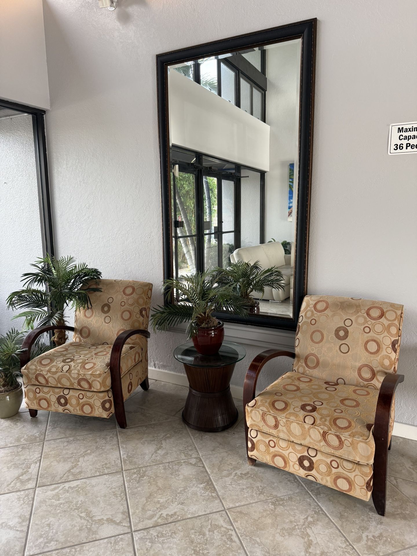 Set of 2 Armchairs / Accent Chairs