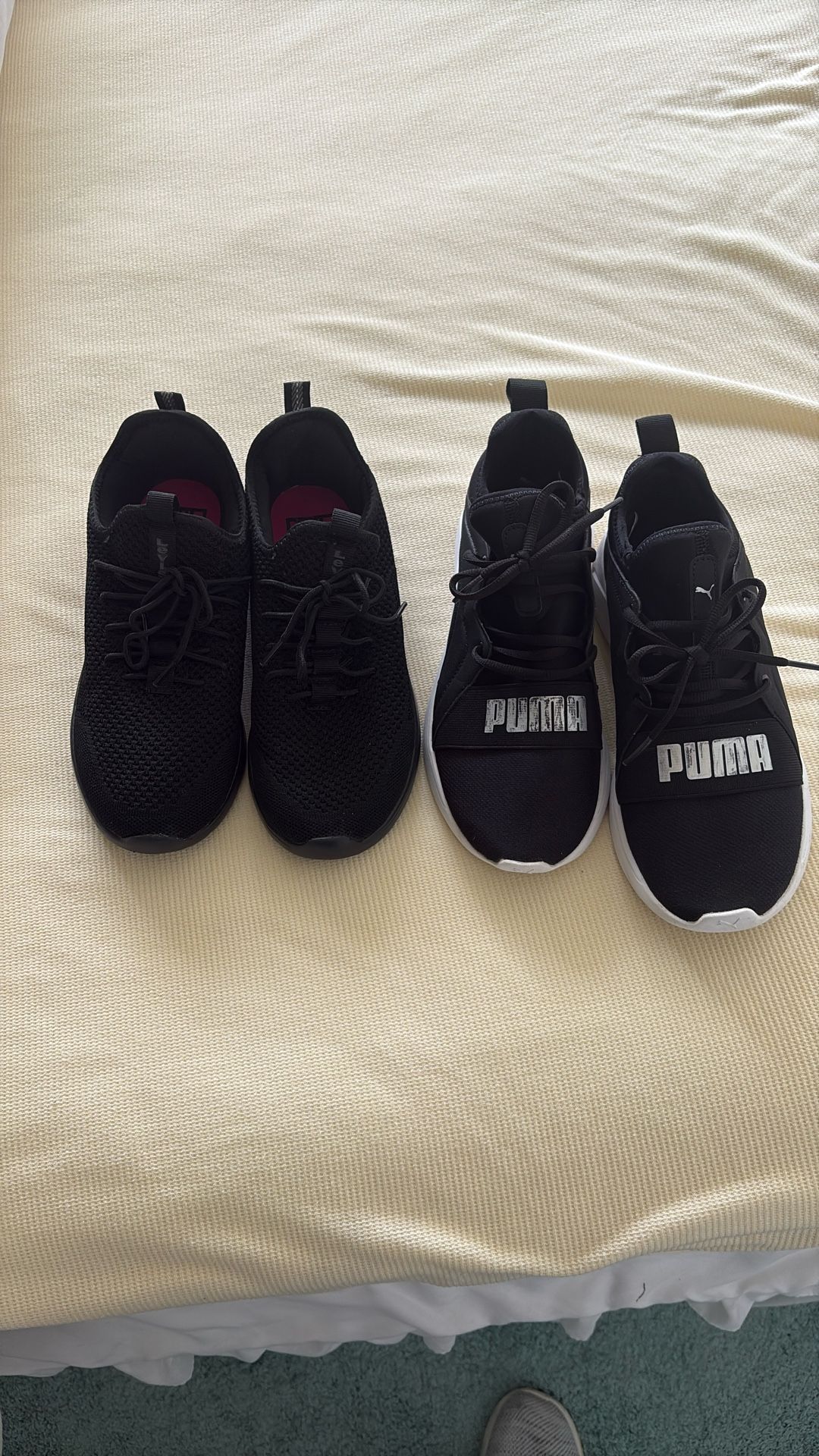 Pumas And Levis Shoes
