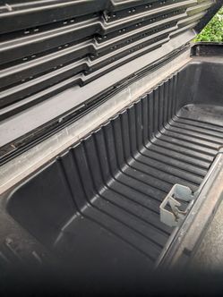 Rubbermaid truck tool box