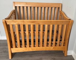 Convertible Crib