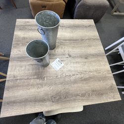 Dining Table & 4 Chairs 