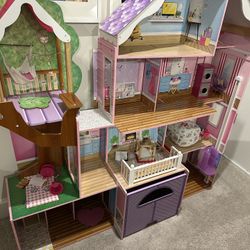 $20! Girls bike And Dollhouse
