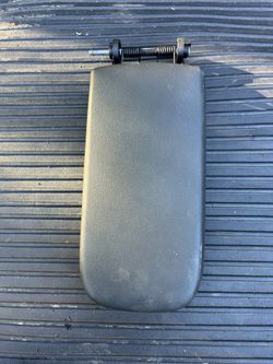 2024-2025 Chevrolet Trax Center Console Lid Parts