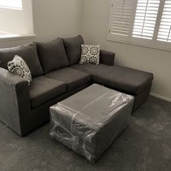 Grey Reversible Chase Sectional !!brand New Un Stock!!