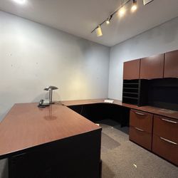Executive Office / Computer Table 