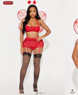 FASHION NOVA COSTUME