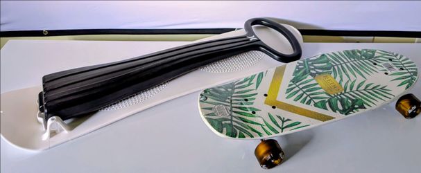 (new) Redo Skateboard 24" for kids + Winter snow board/scooter