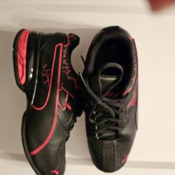 Womens PUMA 9.5