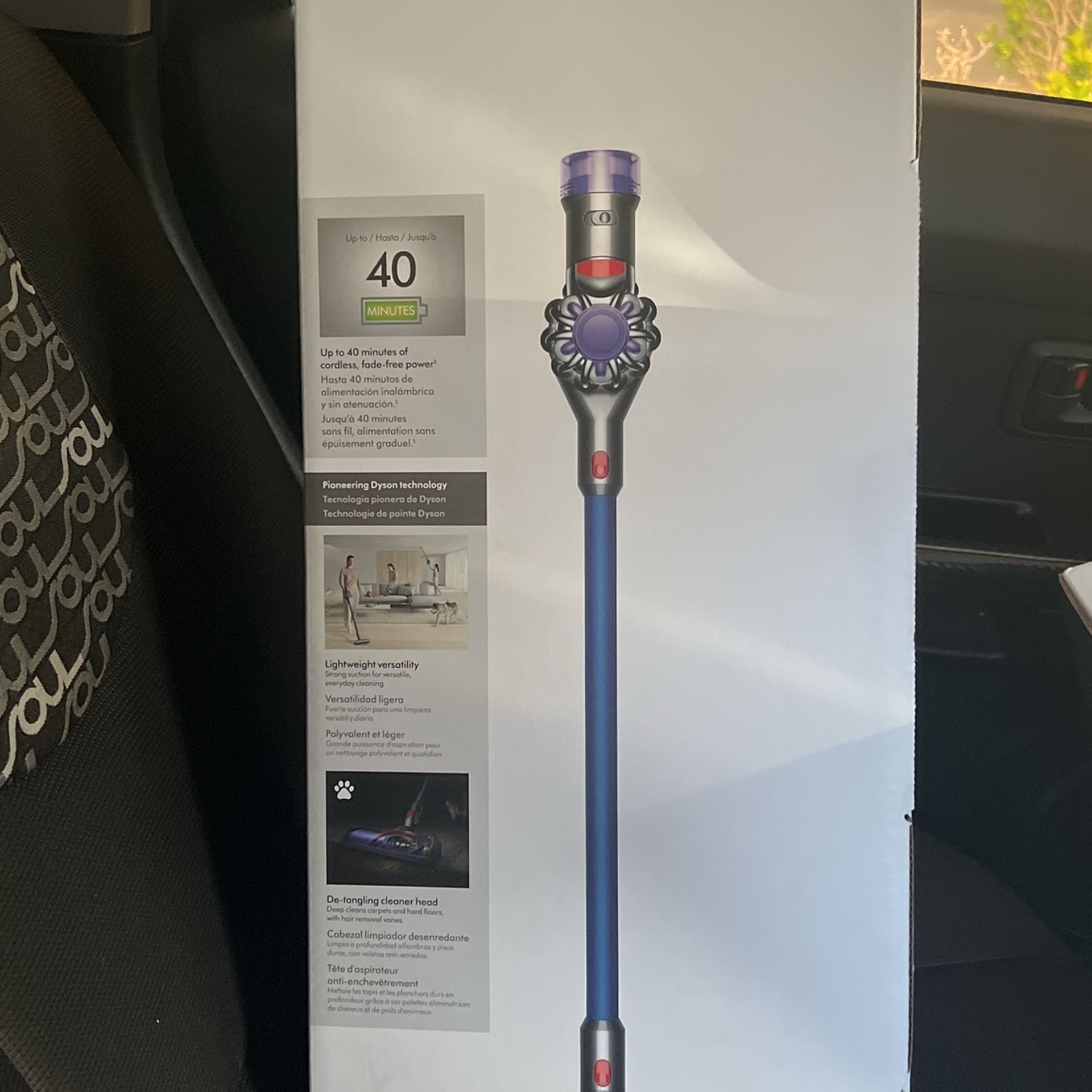 Dyson v8