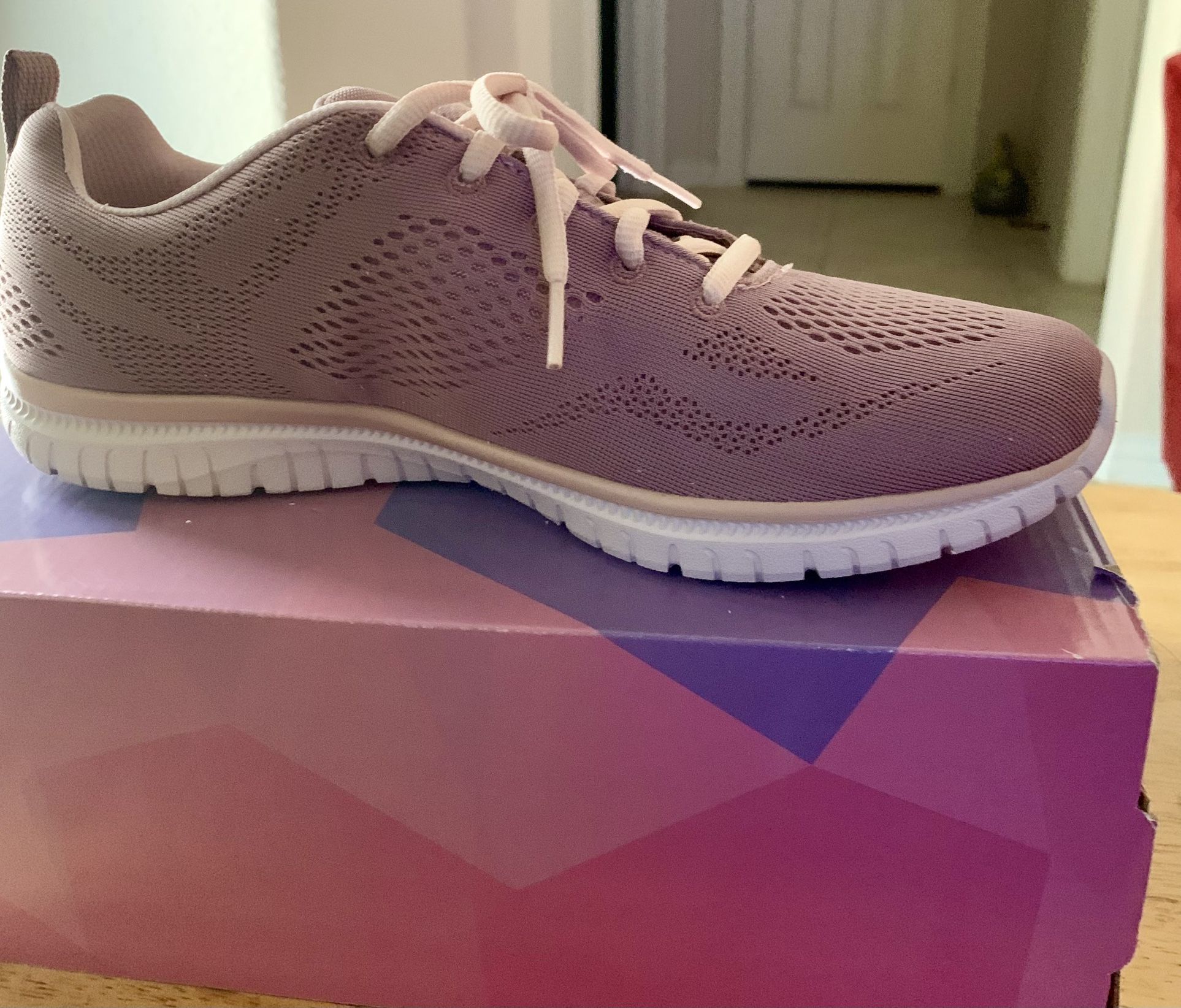 Skeechers Vegan Sneakers