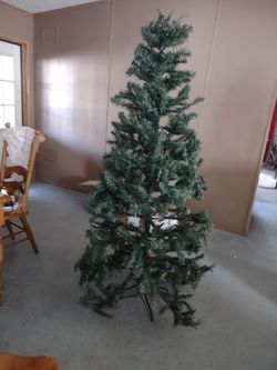 6 Ft Christmas Tree 