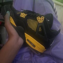 jordan 4’s