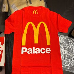 Palace X McDonald’s Logo Tee Size Medium 