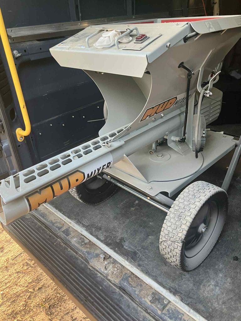 NEW! MUD MIXER. Portable Concrete Mixer. With Electric Power Motor.