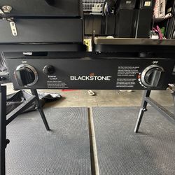 Blackstone Combo Grill & Griddle with Side Burner – Propane – Good Working Condition