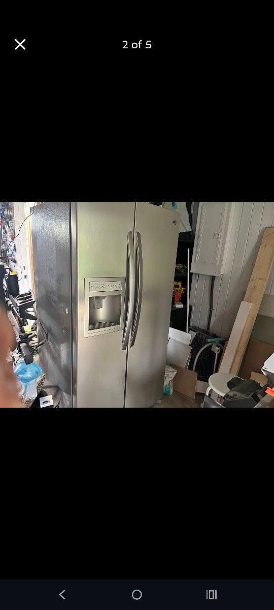 LG Refrigerator Excellent Condition