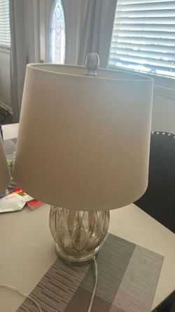 2 lamps