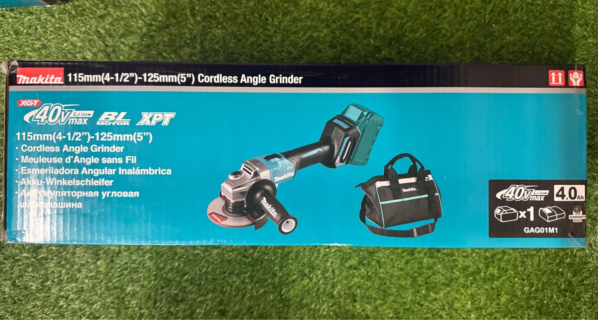 Makita 40V Max XGT 4-1/2 5 in. Grinder Kit