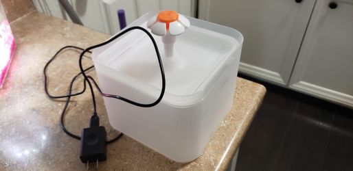 Cat/dog Water Fountain 